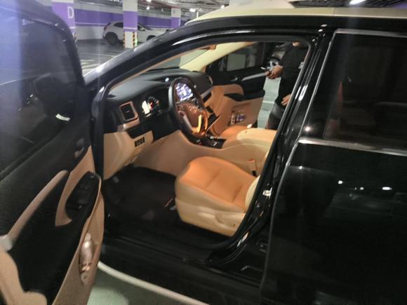 [上海·沪F] 二手丰田汉兰达2018款 2.0T 两驱精英版 5座 国VI