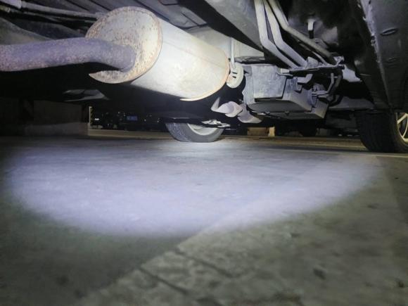 [青岛·鲁U] 二手比亚迪比亚迪M62015款 2.4L 自动豪华型