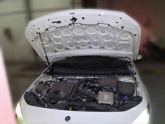 [合肥·皖A] 二手奔驰奔驰A级2021款 A 200 L 运动轿车时尚型