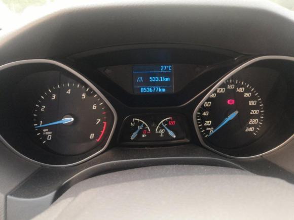 [上海·鲁R] 二手福特福克斯2012款 三厢 1.6L 手动舒适型