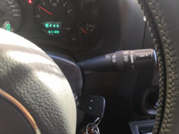 [北京·京N] 二手Jeep自由客2012款 2.4 运动版