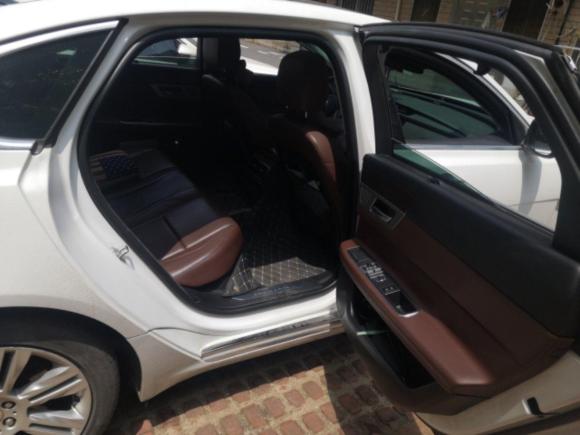 [无锡·苏B] 二手捷豹捷豹XFL2018款 XFL 2.0T 250PS 豪华版