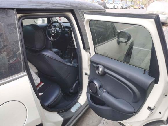 [北京·京P] 二手MINIMINI2016款 1.5T COOPER 先锋派 五门版