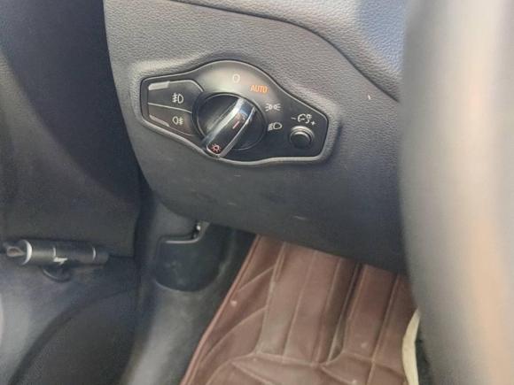 [上海·吉H] 二手奥迪奥迪Q52010款 2.0TFSI 技术型