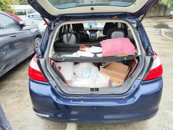 [上海·沪C] 二手启辰启辰R502013款 1.6L 手动时尚版