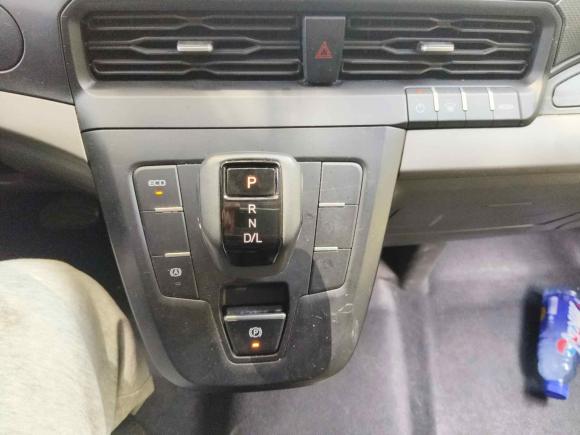 [杭州·浙D] 二手福特全顺2023款 2.0T柴油自动多功能商用车短轴低顶5/6座