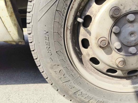 [湖州·浙B] 二手福特经典全顺2009款 2.8T柴油多功能型短轴中顶JX493ZLQ3