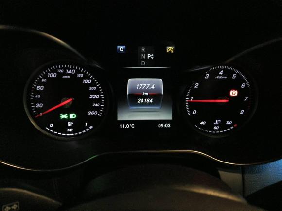 [上海·沪B] 二手奔驰奔驰GLC2017款 GLC 260 4MATIC 豪华型