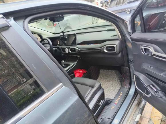 [上海·沪D] 二手吉利汽车豪越2020款 1.8TD DCT旗舰型 5座