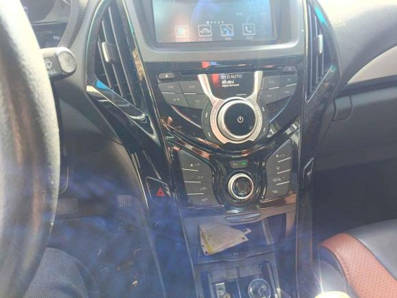 [上海·沪D] 二手比亚迪秦新能源2015款 1.5T 双冠旗舰Plus版