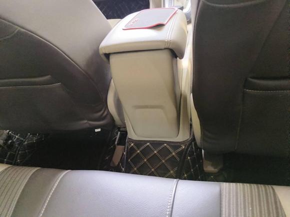 [西安·陕U] 二手福特福克斯2012款 三厢 1.6L 自动风尚型