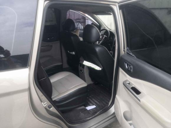 [佛山·粤E] 二手东风风行风行S5002016款 1.6L 手动豪华型