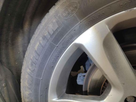 [广州·粤A] 二手沃尔沃沃尔沃XC602012款 T5 智尊版