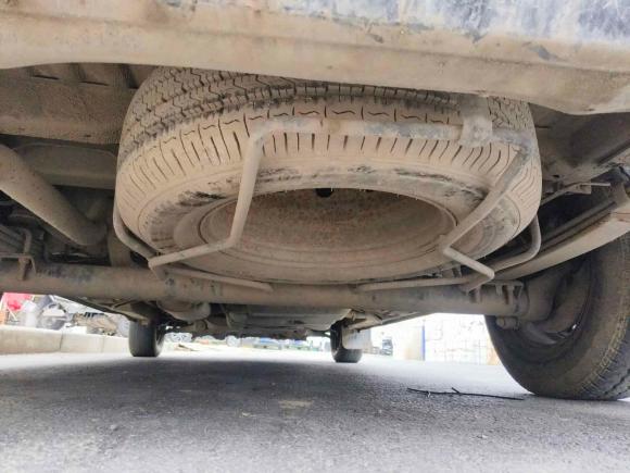 [上海·苏U] 二手上汽大通MAXUS新途V802019款 2.5T经典款6挡手动傲运通短轴超低顶5/6座