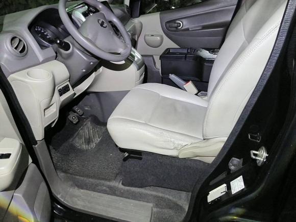 [深圳·粤B] 二手日产日产NV2002014款 1.6L CVT尊雅型 国IV