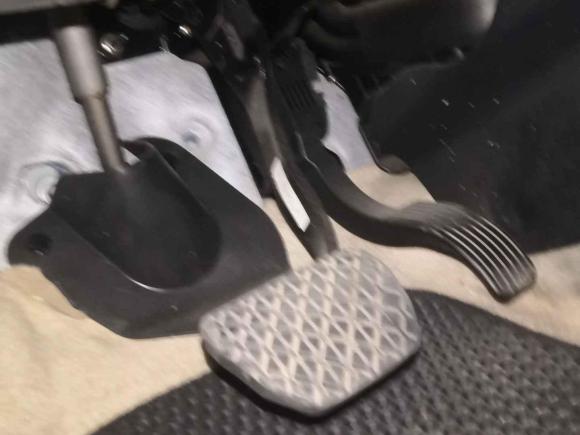 [深圳·粤L] 二手海马福美来2014款 M5 1.6L 自动精英型