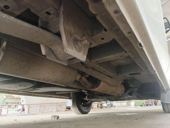 [广州·粤B] 二手福特全顺2017款 2.0T汽油多功能商用车短轴低顶国V