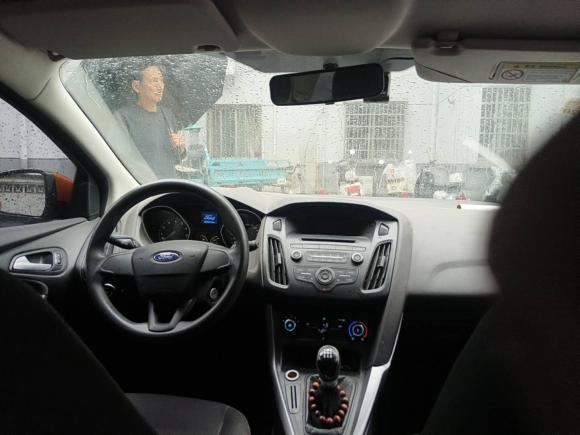 [常州·苏D] 二手福特福克斯2015款 两厢 1.6L 手动舒适型