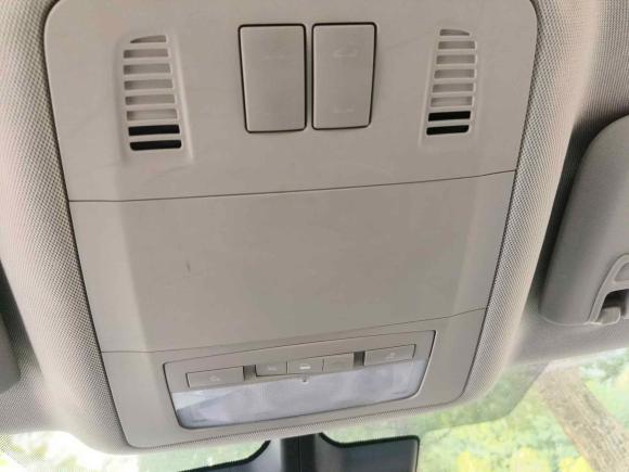 [武汉·鄂A] 二手别克君威2014款 1.6T 时尚技术型