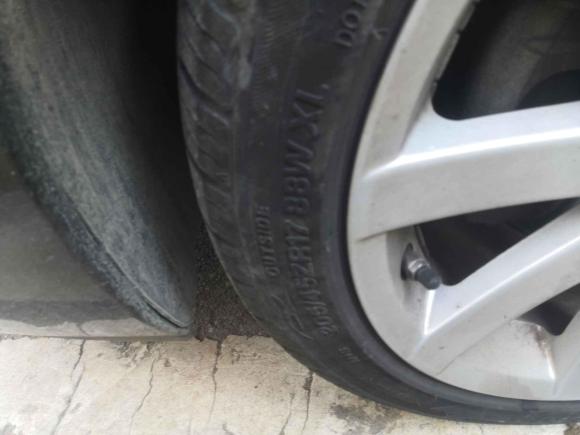 [南京·苏A] 二手标致标致2072013款 1.6L CC 自动时尚型