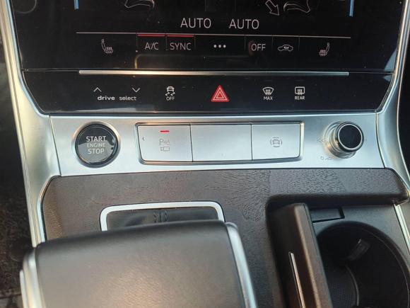 [深圳·鲁C] 二手奥迪奥迪A62022款 allroad quattro 探索家 55 TFSI 尊享越野型