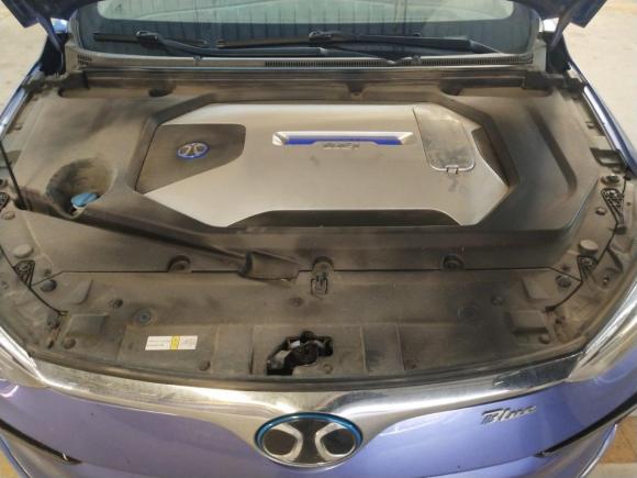 [佛山·粤E] 二手北京汽车北京EU52018款 R500 智尚版