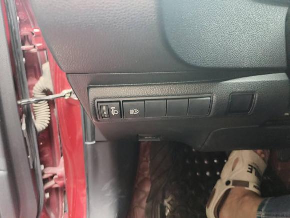 [深圳·粤P] 二手丰田雷凌2019款 185T CVT豪华版 国VI