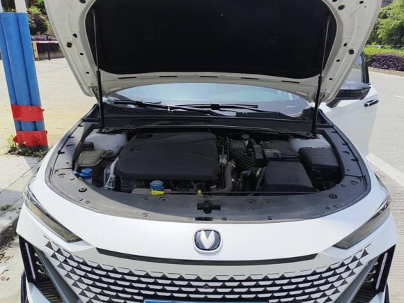 [温州·浙J] 二手长安长安UNI-V2022款 1.5T 智慧领航型