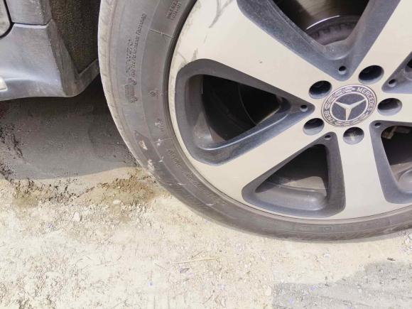 [青岛·鲁B] 二手奔驰奔驰GLC2018款 GLC 260 4MATIC 豪华型