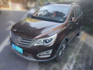 宝骏宝骏5602016款1.8L手动豪华型