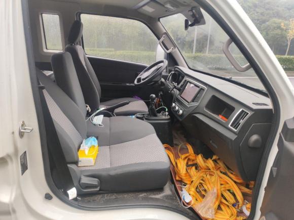 [上海·皖J] 二手长安跨越跨越者D52021款 1.6L舒适版单排栏板双后轮3750mm货箱DAM16KL