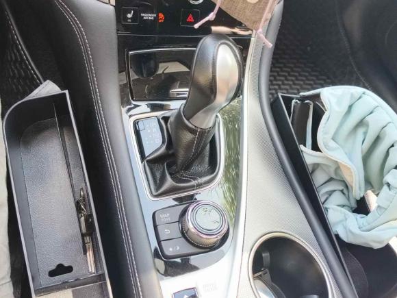 [上海·沪F] 二手英菲尼迪英菲尼迪Q502014款 3.7L 豪华运动版