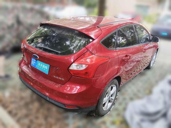 [上海·苏F] 二手福特福克斯2012款 两厢 1.6L 自动风尚型