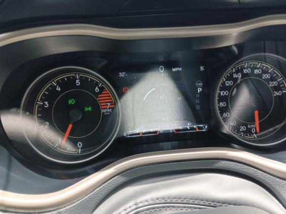 [南京·苏A] 二手Jeep自由光2017款 2.4L 领先智能版