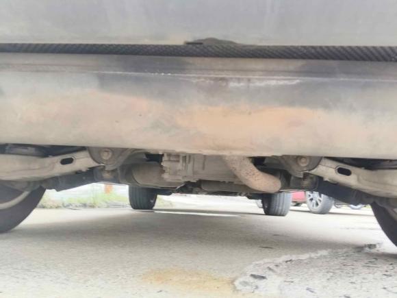 [湖州·浙J] 二手路虎发现神行2015款 2.0T SE