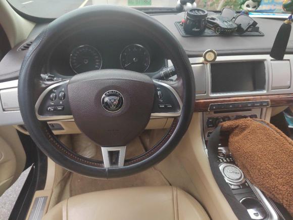 [南昌·赣A] 二手捷豹捷豹XF2015款 XF 2.0T 风华版