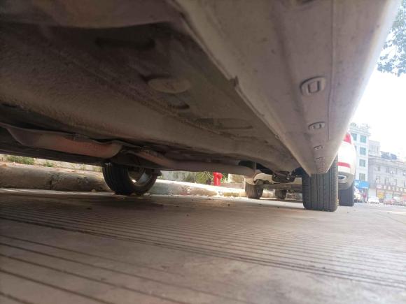 [金华·贵E] 二手奇瑞艾瑞泽52017款 1.5L 手动领潮版