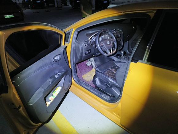 [杭州·浙A] 二手西雅特LEON2012款 2.0TSI CUPRA