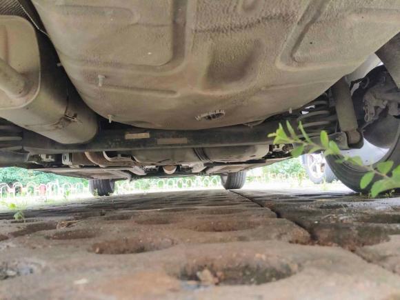 [武汉·鄂A] 二手雪铁龙世嘉2016款 经典 三厢 1.6L 手动CNG