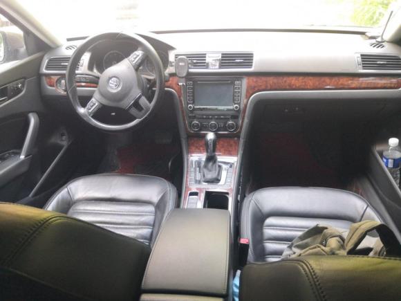 [上海·沪N] 二手大众帕萨特2011款 1.8TSI DSG御尊版