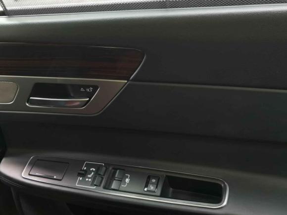 [深圳·粤B] 二手捷豹捷豹XFL2018款 XFL 3.0 SC 340PS 奢华版