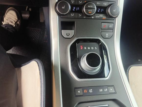 [上海·皖A] 二手路虎揽胜极光2013款 2.0T 5门耀真版