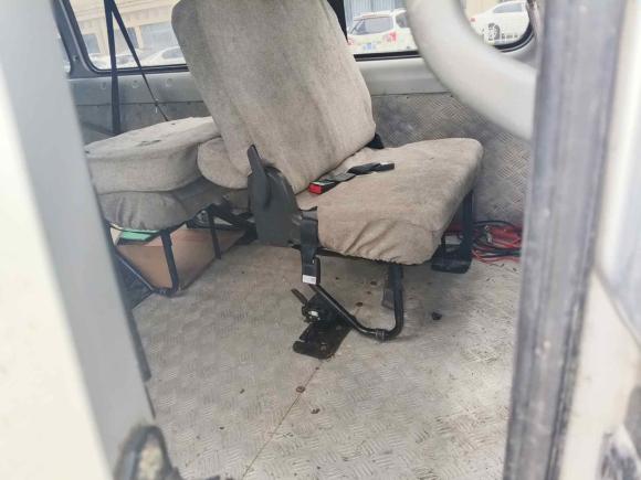 [苏州·苏U] 二手福田图雅诺2020款 2.5T 手动通途长轴中顶5/6/7座4J25TC3