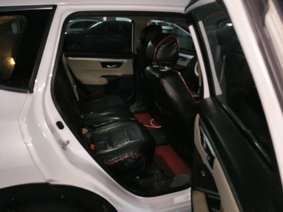 [佛山·鄂A] 二手本田本田CR-V2017款 240TURBO CVT两驱舒适版