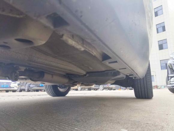 [湖州·浙J] 二手路虎发现神行2015款 2.0T SE