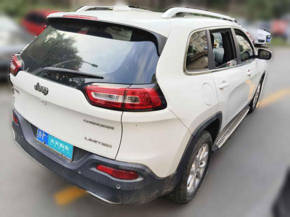 [南通·苏F] 二手Jeep自由光2017款 2.0L 优越版