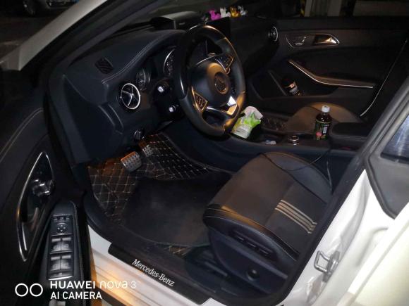 [上海·沪D] 二手奔驰奔驰CLA2017款 CLA 220 4MATIC 极地限量版