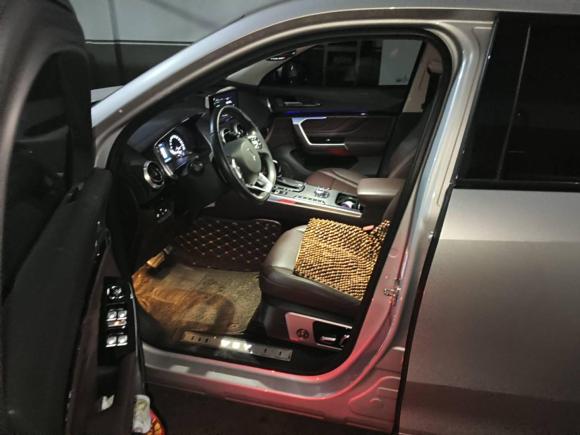 [苏州·苏E] 二手魏牌魏牌 VV52017款 2.0T 超豪型