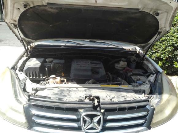 [南通·苏F] 二手江铃驭胜S3502013款 2.4T 自动两驱柴油豪华版5座