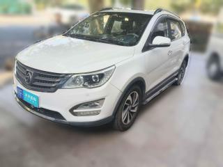 宝骏宝骏5602015款 1.8L 手动豪华型